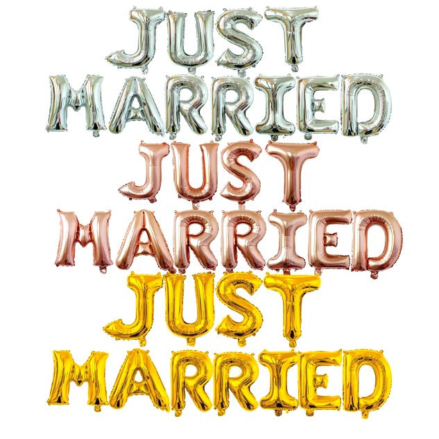 Set Baloane din Folie Metalizata, Model Just Married, Litere de 40 cm, Baloane Party, Ambalaj Individual, Pai, Ata si Adeziv Incluse, Umflare cu Aer sau Heliu, Auriu