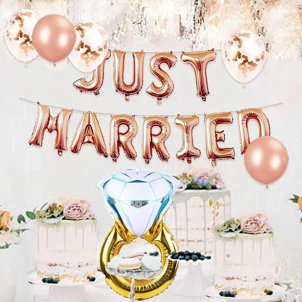 Set Baloane din Folie Metalizata, Model Just Married, Litere de 40 cm, Baloane Party, Ambalaj Individual, Pai, Ata si Adeziv Incluse, Umflare cu Aer sau Heliu, Roz
