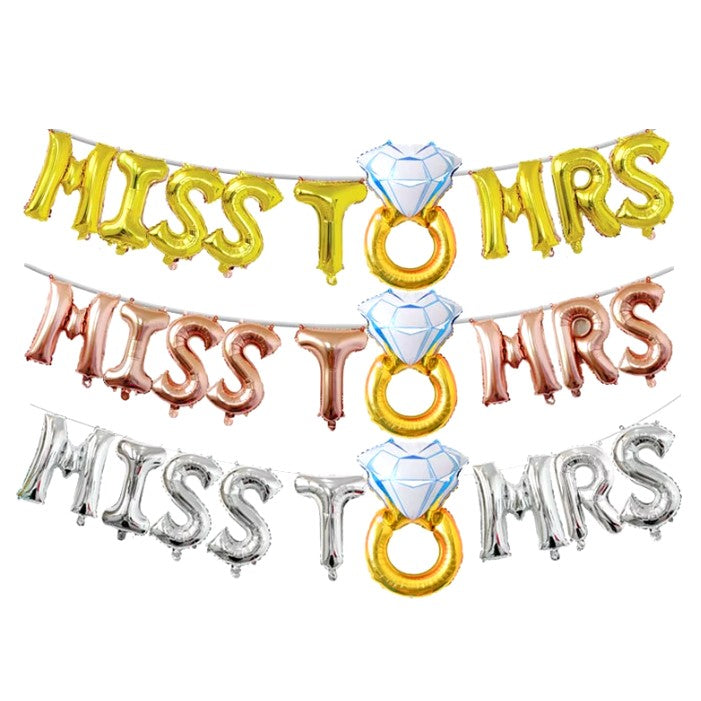 Set Baloane din Folie Metalizata, Model Miss to Mrs cu Inel de Logodna, Litere de 40 cm, Tema Iubire, Baloane Party, Ambalaj Individual, Pai Inclus, Umflare cu Aer sau Heliu, Argintiu