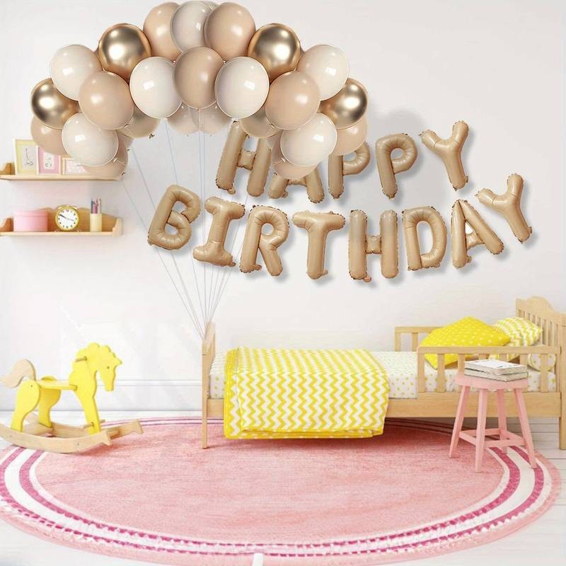 Set 25 de Baloane din Folie Metalizata si Latex, Figurine 2 Stele, 4 Baloane Confetti, 13 Litere, 6 Latex, Model Happy Birthday, Tema Aniversare, 40 cm, Ambalaj Individual, Pai Inclus, Umflare cu Aer sau Heliu, Bej