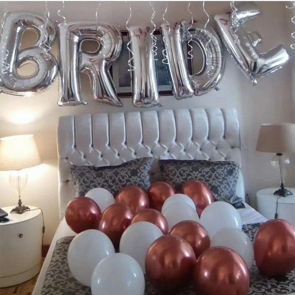 Set Baloane din Folie Metalizata, Model Scris Bride, Litere de 40 cm, Tema Iubire, Baloane Party, Ambalaj Individual, Pai Inclus, Umflare cu Aer sau Heliu, Argintiu