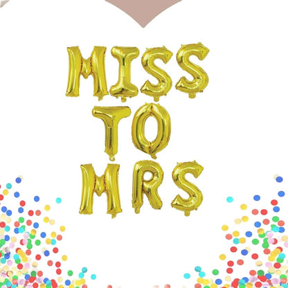 Set Baloane din Folie Metalizata, Model Scris Miss to Mrs, Litere de 40 cm, Tema Iubire, Baloane Party, Ambalaj Individual, Pai Inclus, Umflare cu Aer sau Heliu, Auriu