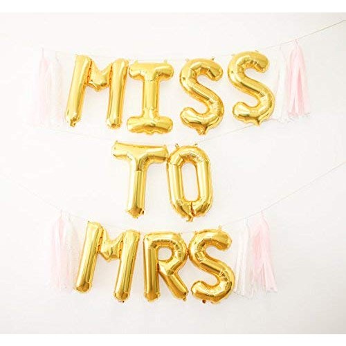 Set Baloane din Folie Metalizata, Model Scris Miss to Mrs, Litere de 40 cm, Tema Iubire, Baloane Party, Ambalaj Individual, Pai Inclus, Umflare cu Aer sau Heliu, Auriu