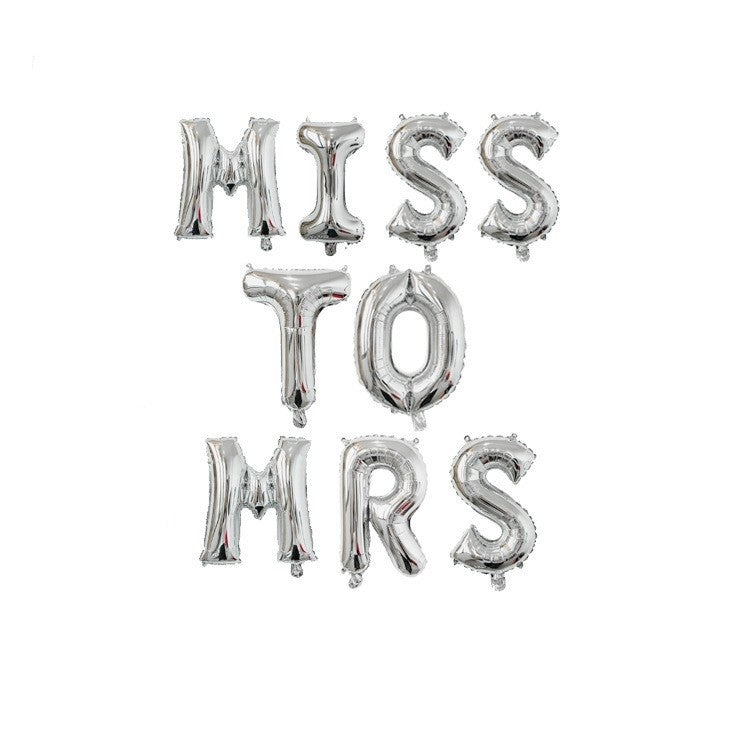Set Baloane din Folie Metalizata, Model Scris Miss to Mrs, Litere de 40 cm, Tema Iubire, Baloane Party, Ambalaj Individual, Pai Inclus, Umflare cu Aer sau Heliu, Argintiu