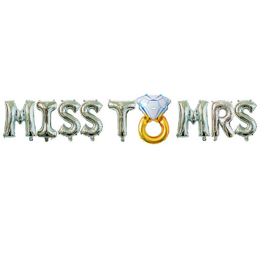 Set Baloane din Folie Metalizata, Model Miss to Mrs cu Inel de Logodna, Litere de 40 cm, Tema Iubire, Baloane Party, Ambalaj Individual, Pai Inclus, Umflare cu Aer sau Heliu, Argintiu