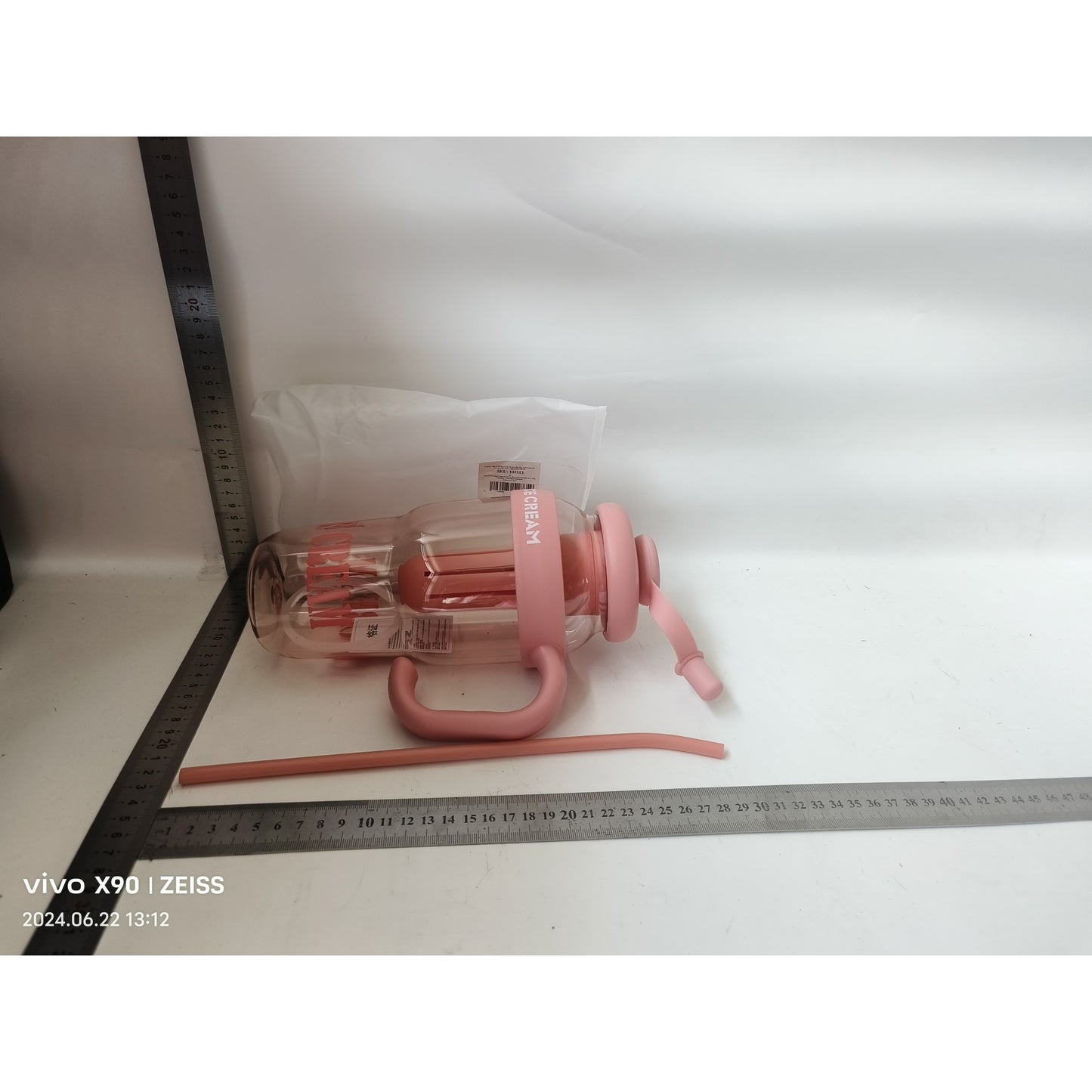 Sticla de Apa, Termica, Mentinere 6 Ore, 1400 mL, cu Pai si Capac, PP si Silicon, cu Maner Alb, 25.5x7.5 cm, Roz Deschis