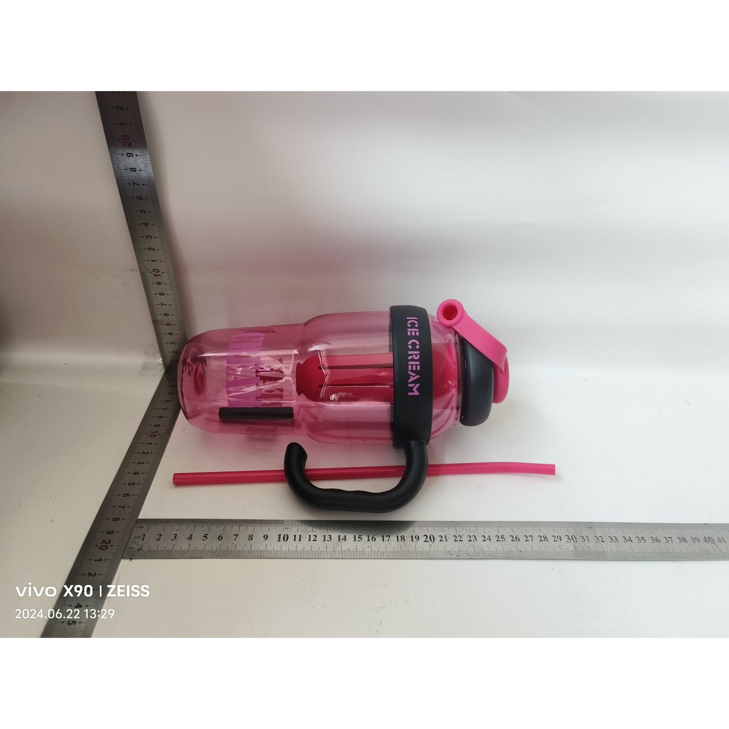 Sticla de Apa, Termica, Mentinere 6 Ore, 1400 mL, cu Pai si Capac, PP si Silicon, cu Maner Negru, 25.5x7.5 cm, Roz
